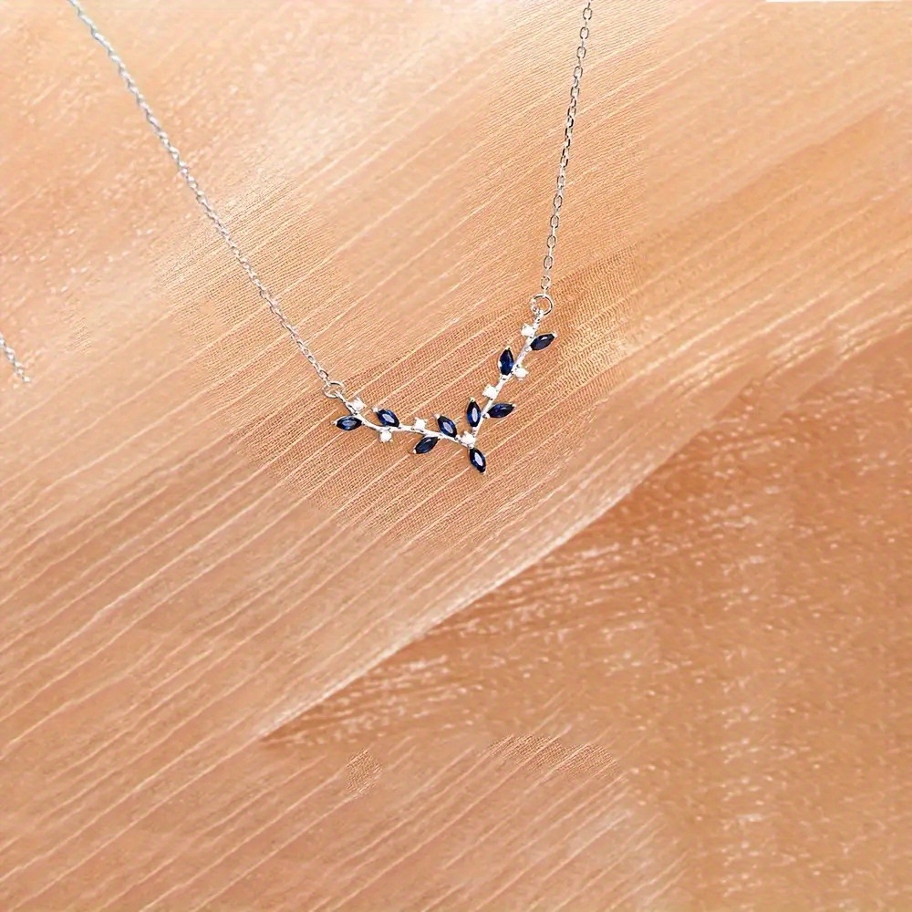 S925 Silvery Cubic Zirconia Antler Pendant Necklace